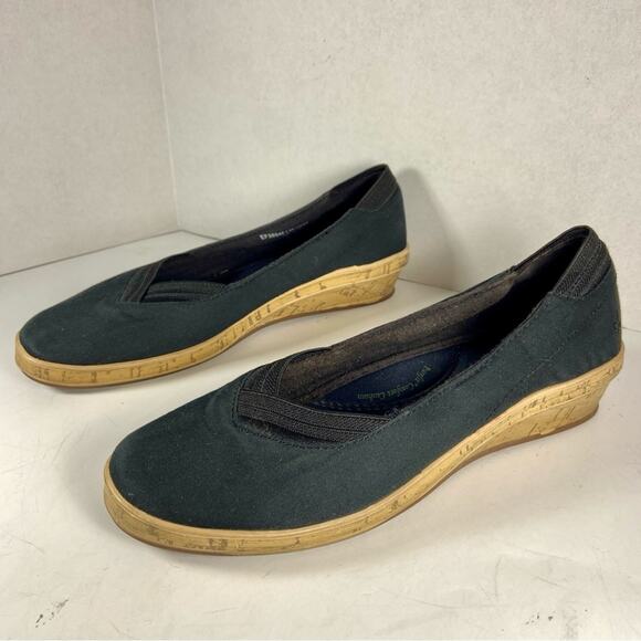 Grasshoppers Black Flats with Tan Sole - Picture 1 of 10